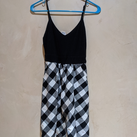 B. Darlin Dress - Picture 2 of 3